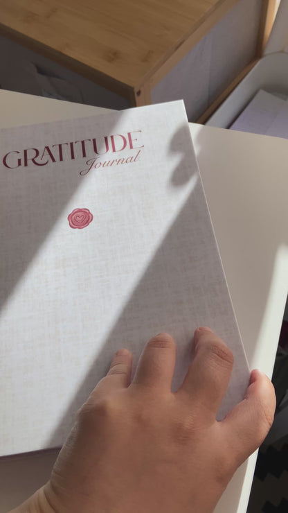 Guided Gratitude Journal – Reflect & Heal